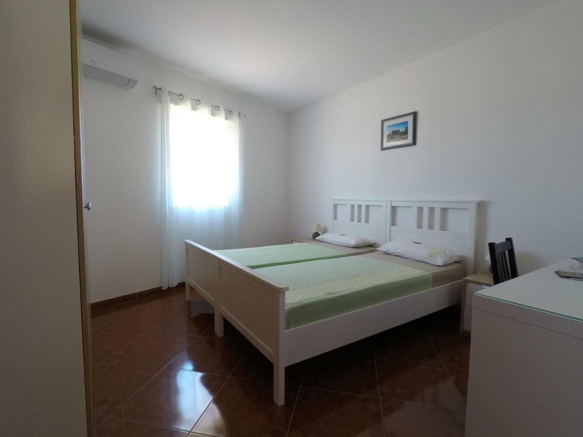 Apartments Pegla เนเรซีน ภายนอก รูปภาพ